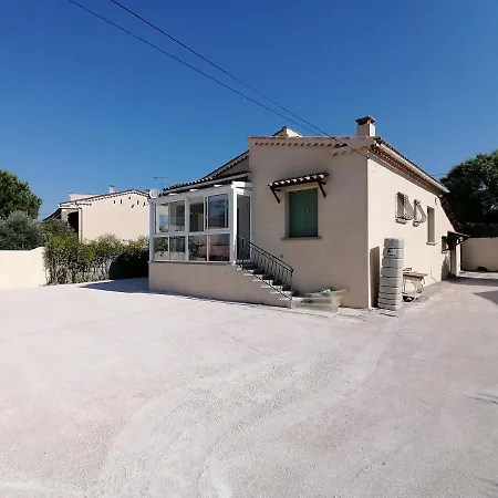 Villa Kps Pujaut Exterior photo